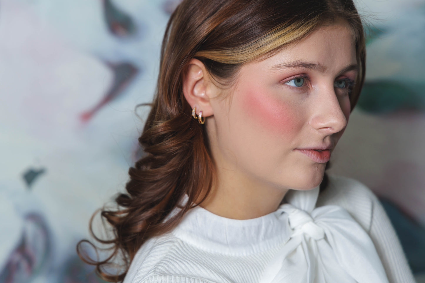 Mon Cher - A warm matte pink that adds a natural flush with a touch of
elegance.