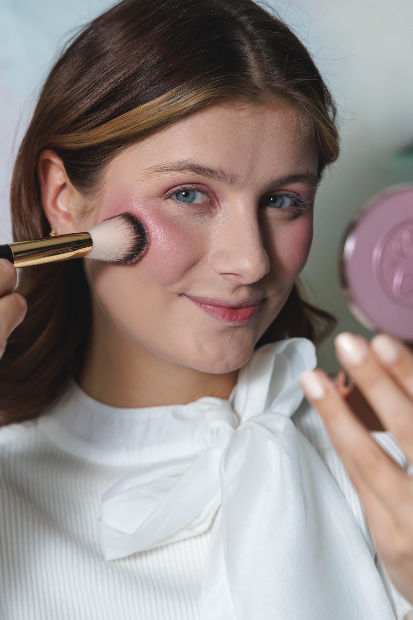 Mi Amour - A soft plum shimmer that adds depth and a flattering, ethereal glow.