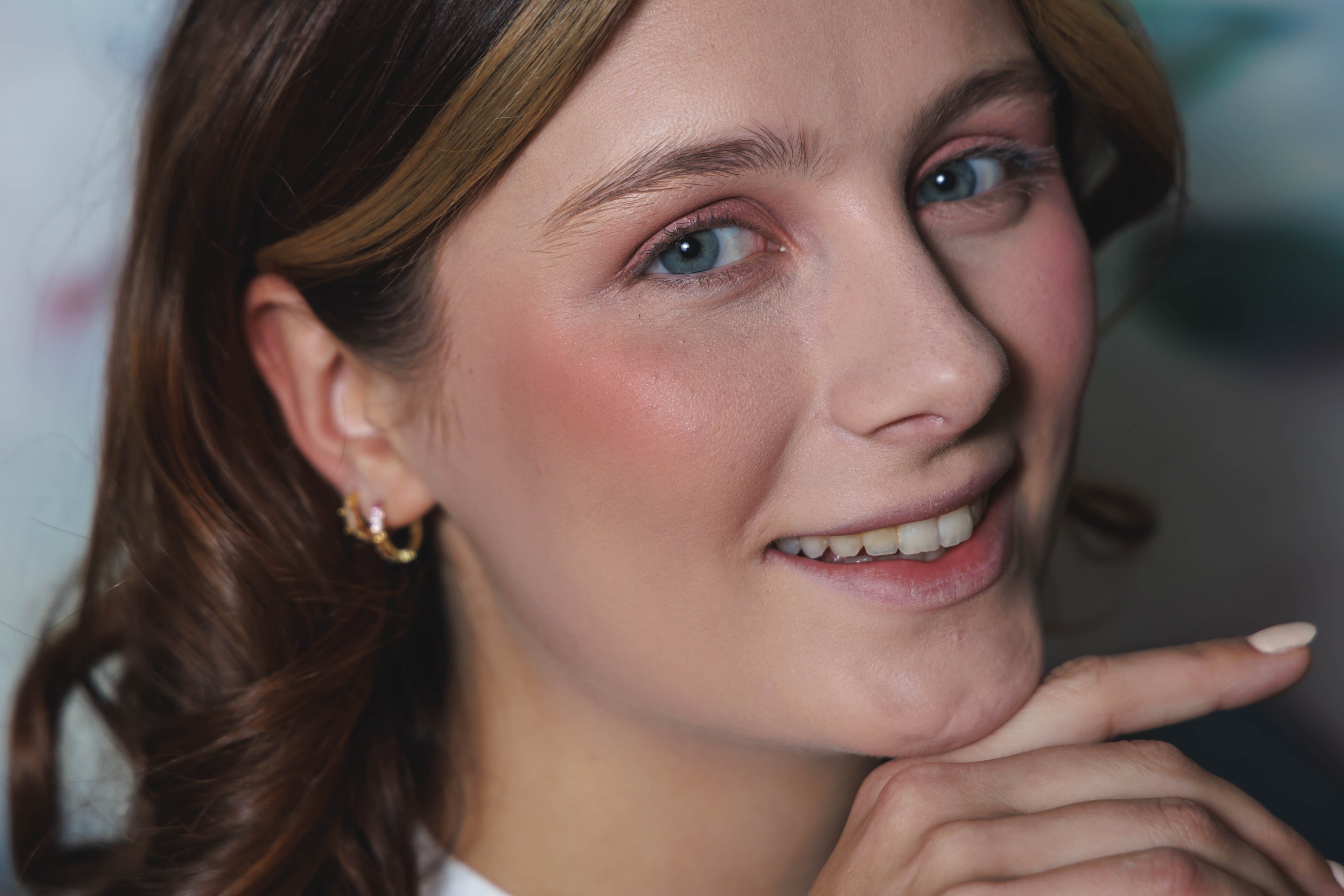 Beloved - A matte dusty rose that brings a timeless, romantic warmth to the cheeks.