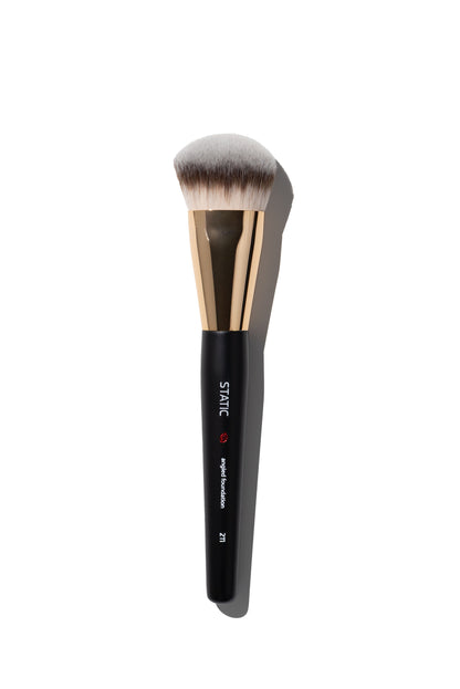 Brush 211 – Angled Foundation Brush