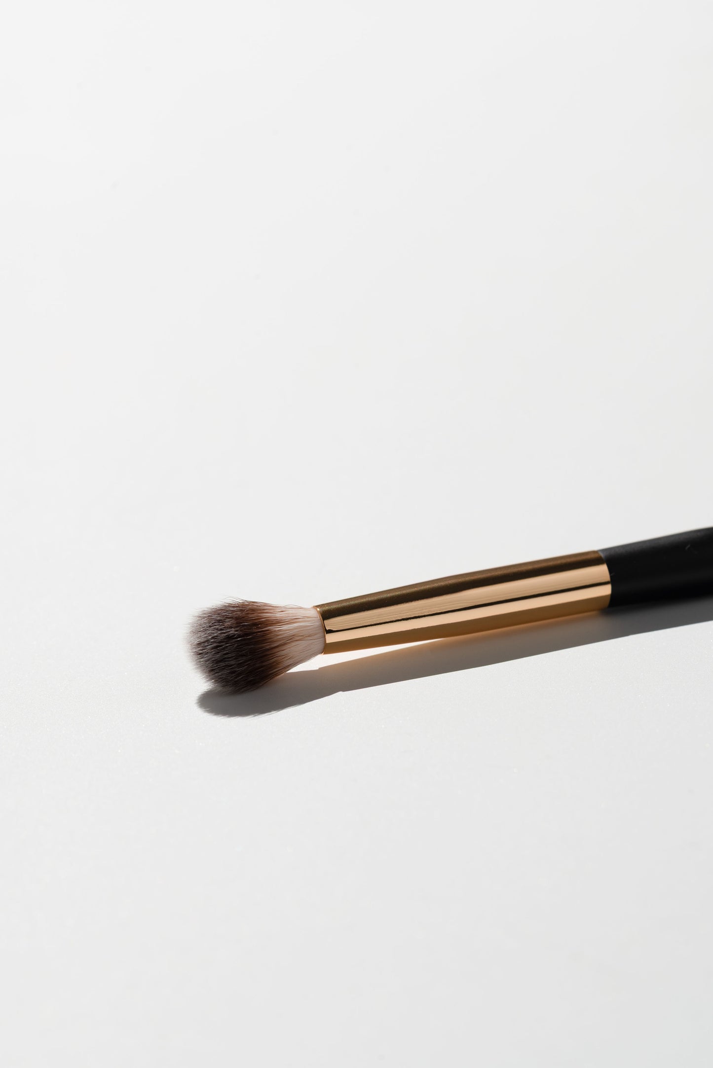 Brush 212 – Eyeshadow Blending Brush