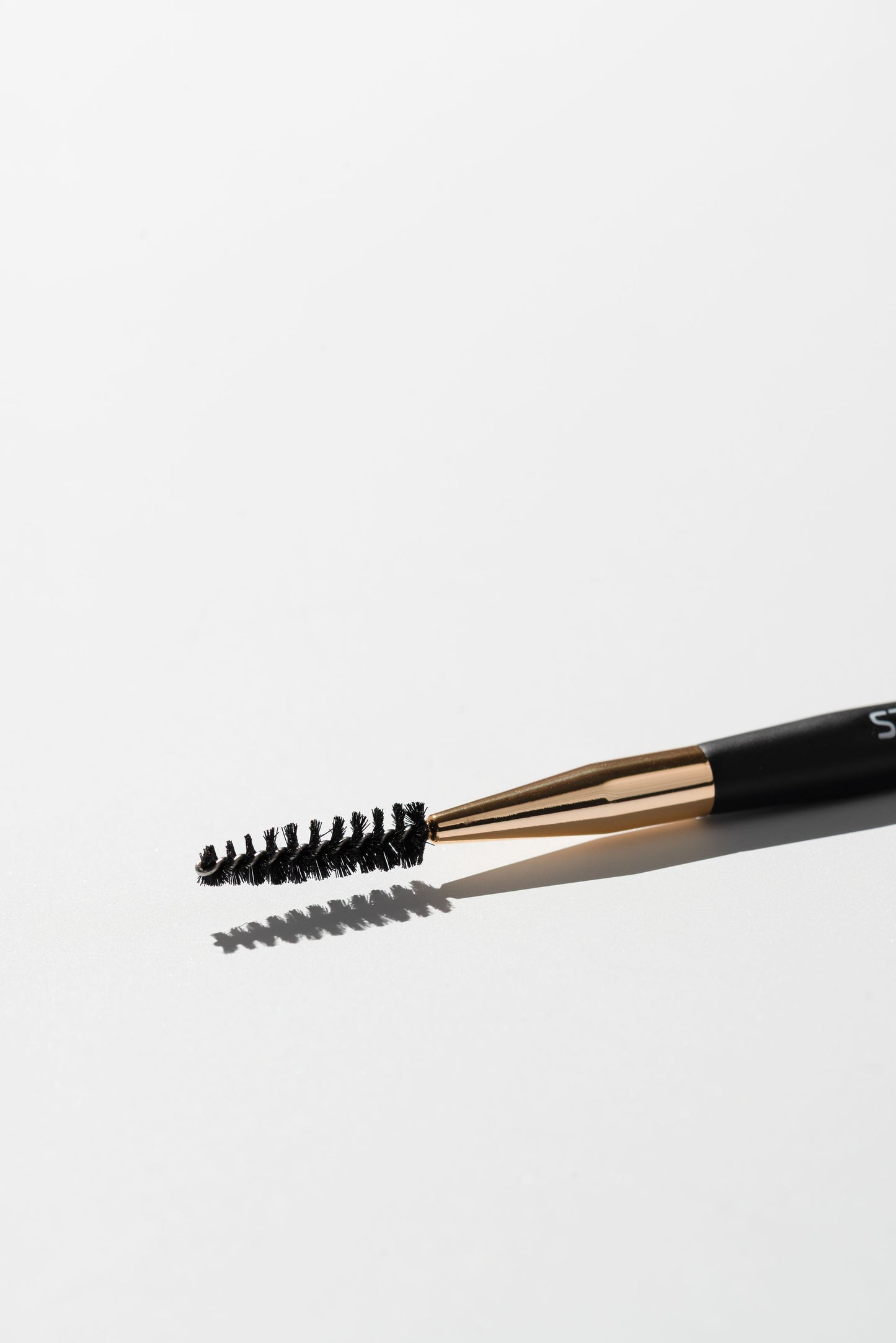 Brush 213 – Spoolie Brush